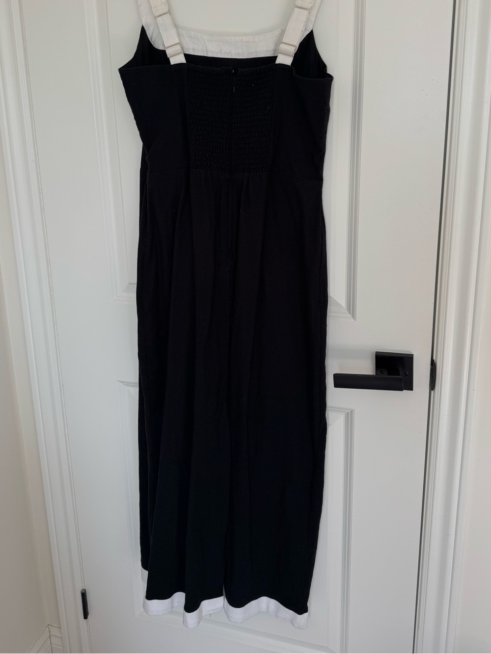 Abercrombie Black Linen-Blend Square Neck Maxi Dress with White Trim - Picture 4 of 4